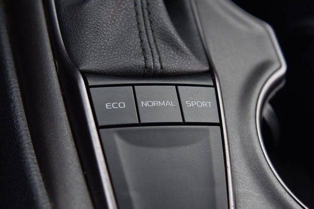 2024 Toyota Camry SE [MotorTrend Certified]