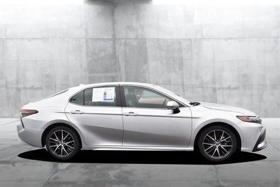 2024 Toyota Camry SE [MotorTrend Certified]