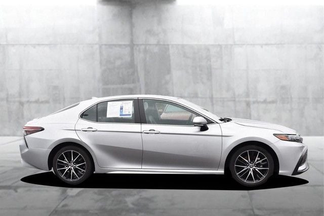 2024 Toyota Camry SE [MotorTrend Certified]