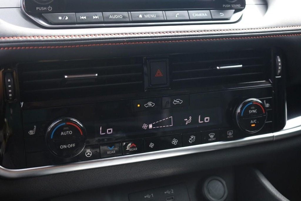 2025 Nissan Rogue Rock Creek®