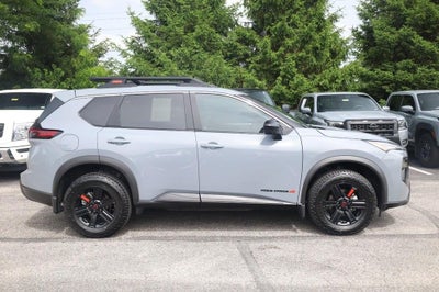 2025 Nissan Rogue Rock Creek®