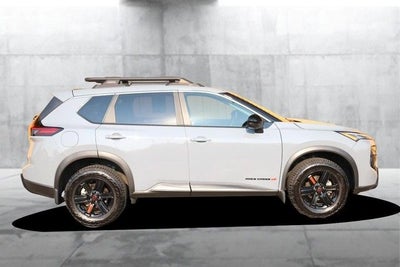 2025 Nissan Rogue Rock Creek