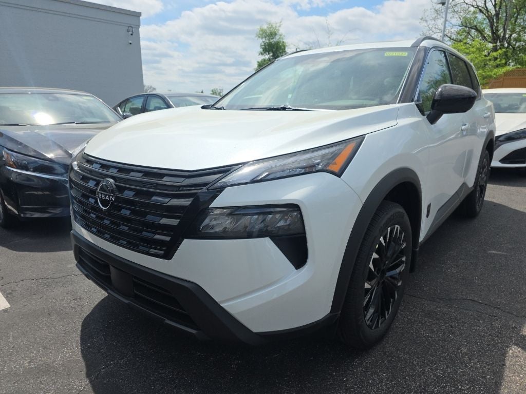 2026 Nissan Rogue Dark Armor™