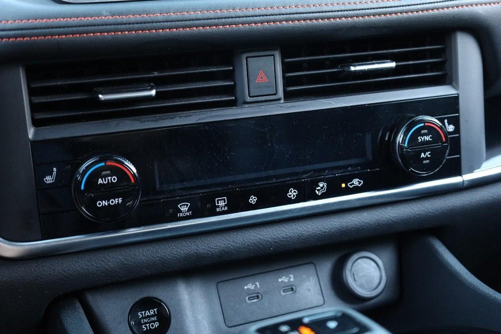 2025 Nissan Rogue Rock Creek®