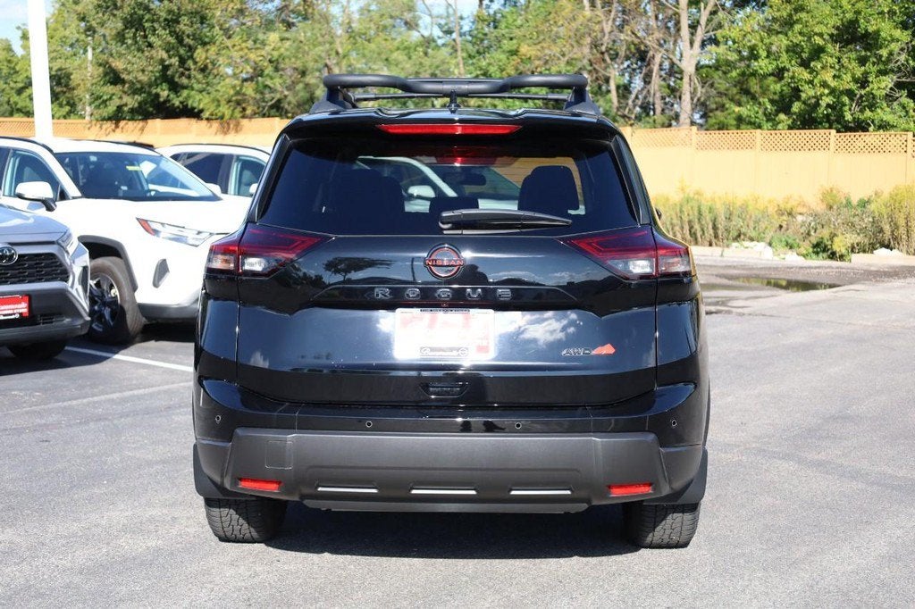 2025 Nissan Rogue Rock Creek®
