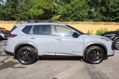 2025 Nissan Rogue Rock Creek®
