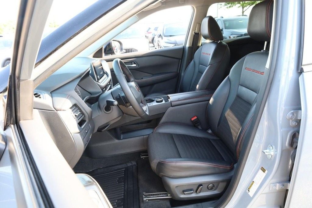 2025 Nissan Rogue Rock Creek®