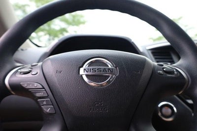 2019 Nissan Pathfinder S [MotorTrend Certified]