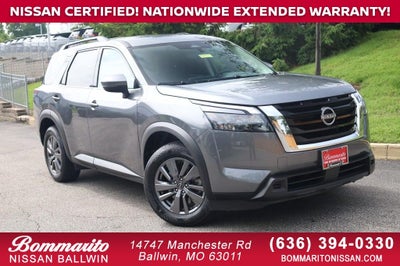 2025 Nissan Pathfinder SV