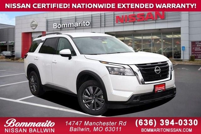 2025 Nissan Pathfinder SV