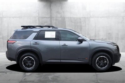 2025 Nissan Pathfinder Rock Creek®