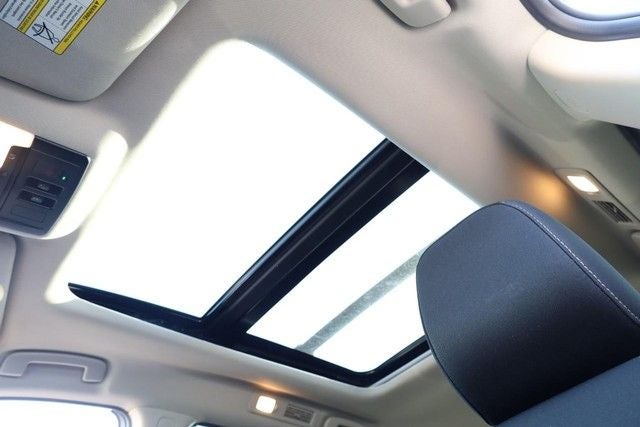 2023 Nissan Pathfinder SV