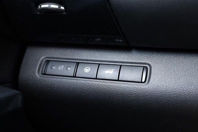 2023 Nissan Pathfinder SV