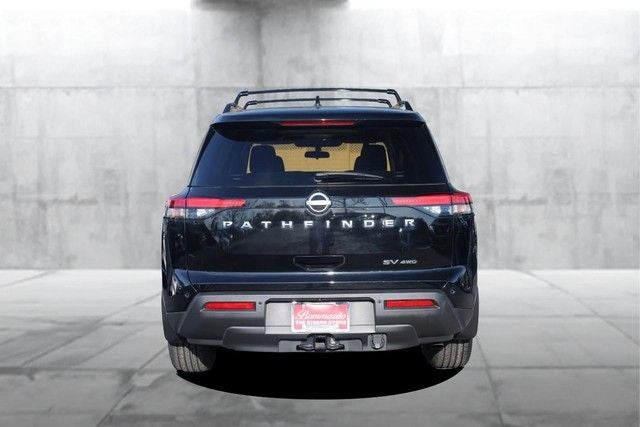 2023 Nissan Pathfinder SV