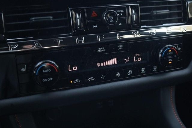 2026 Nissan Pathfinder Rock Creek®
