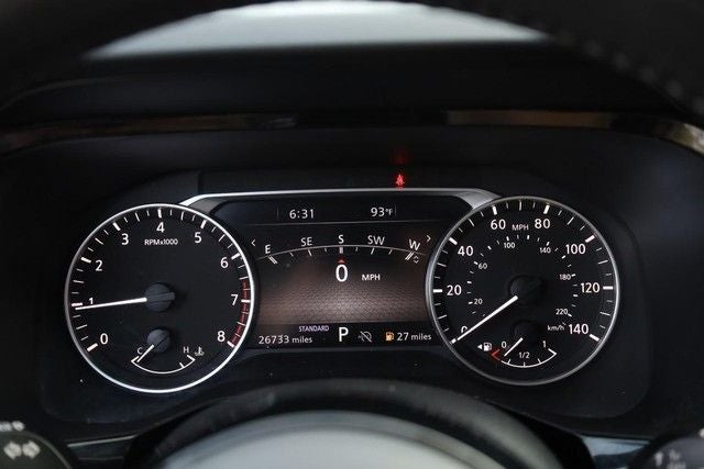 2025 Nissan Pathfinder SL