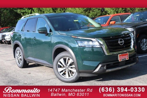2022 Nissan Pathfinder SL
