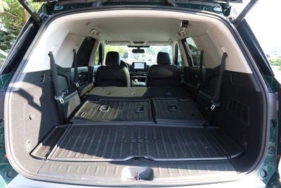 2022 Nissan Pathfinder SL