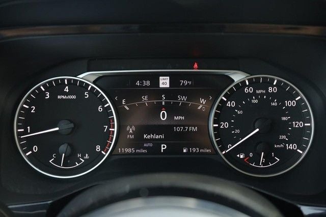 2025 Nissan Pathfinder SL