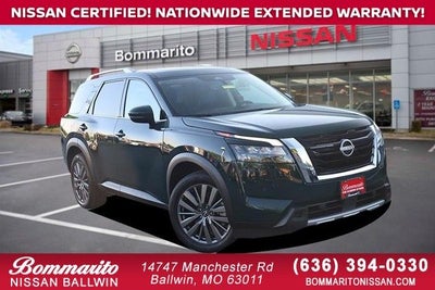 2025 Nissan Pathfinder SL