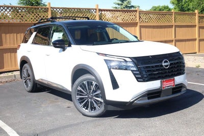 2026 Nissan Pathfinder Platinum