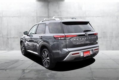 2025 Nissan Pathfinder Platinum