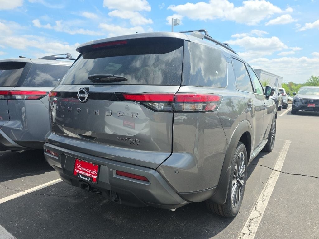 2026 Nissan Pathfinder Platinum