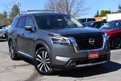2023 Nissan Pathfinder Platinum 4WD [MotorTrend Certified]