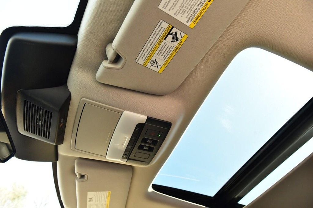 2023 Nissan Pathfinder Platinum 4WD [MotorTrend Certified]