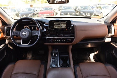 2023 Nissan Pathfinder Platinum 4WD [MotorTrend Certified]