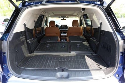 2025 Nissan Pathfinder Platinum