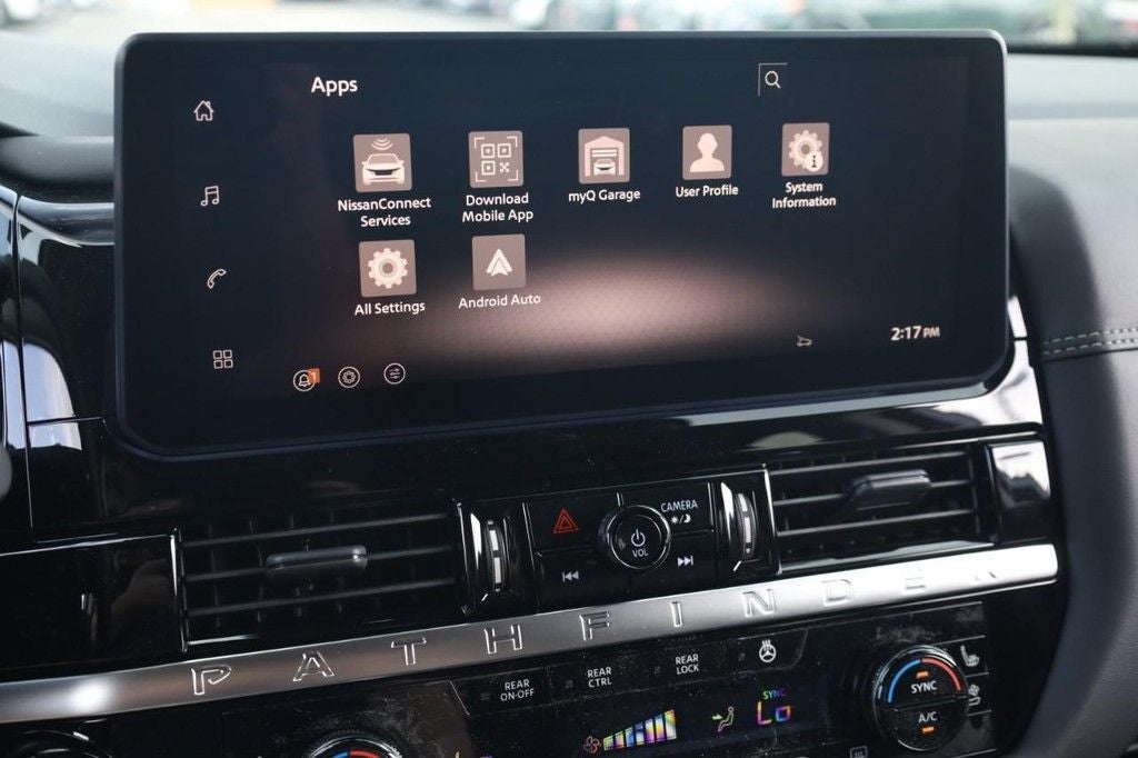2026 Nissan Pathfinder Platinum