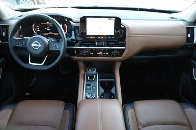 2025 Nissan Pathfinder Platinum