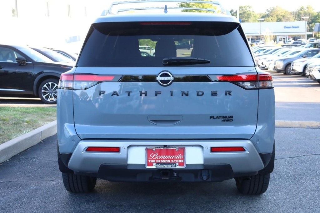 2025 Nissan Pathfinder Platinum