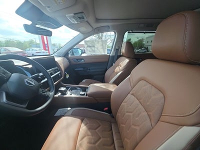 2026 Nissan Pathfinder Platinum