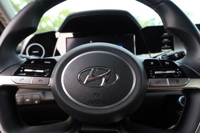 2022 Hyundai Elantra SEL Convenience Package [MotorTrend Certified]