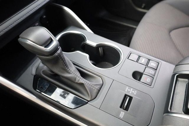 2025 Toyota Highlander LE