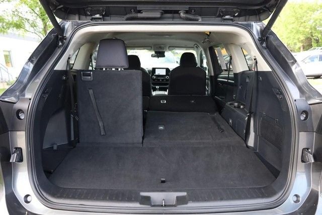 2025 Toyota Highlander LE
