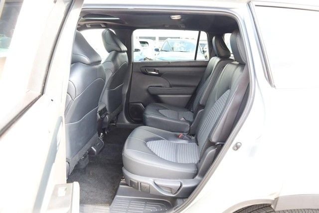 2025 Toyota Highlander XSE
