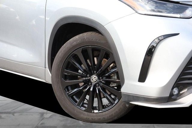 2025 Toyota Highlander XSE