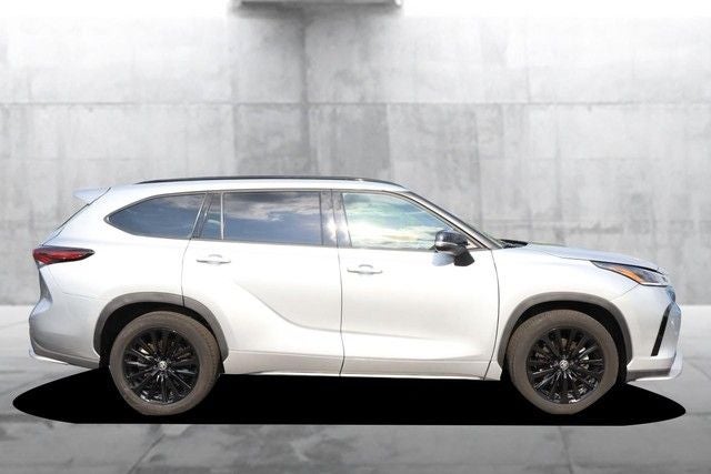 2025 Toyota Highlander XSE