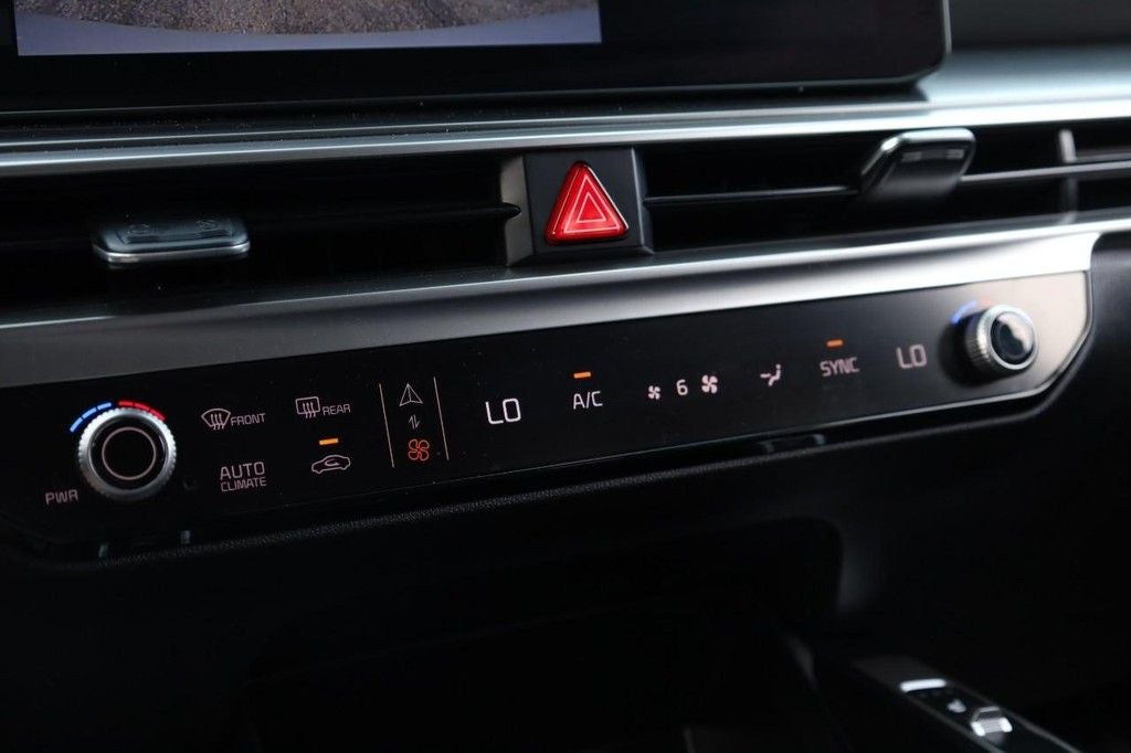 2024 Kia Sorento S AWD Panoramic Sunroof Package