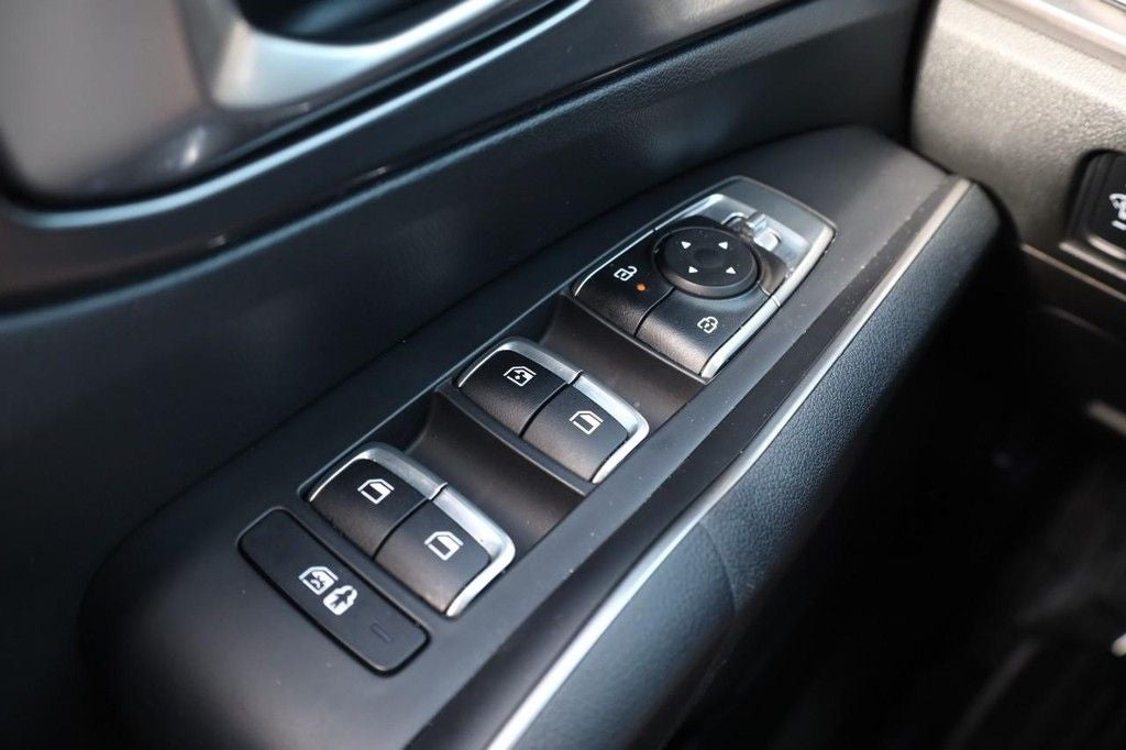 2024 Kia Sorento S AWD Panoramic Sunroof Package