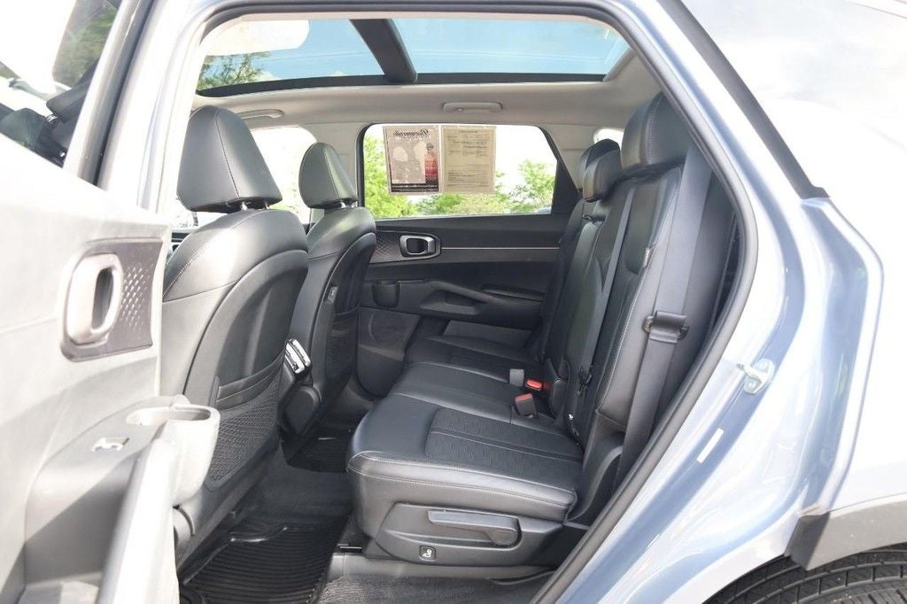 2024 Kia Sorento S AWD Panoramic Sunroof Package