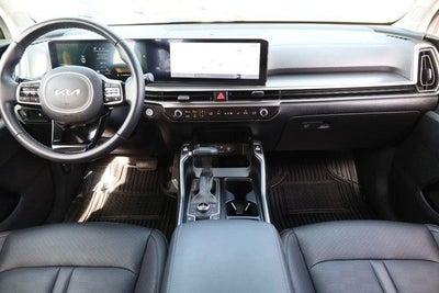 2024 Kia Sorento S AWD Panoramic Sunroof Package