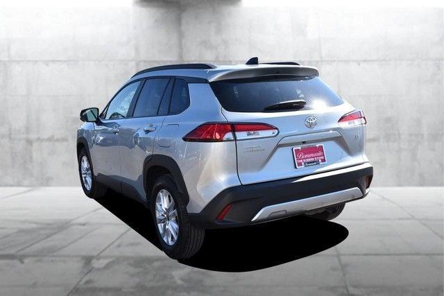 2025 Toyota Corolla Cross LE
