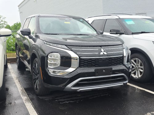 2025 Mitsubishi Outlander SE 4WD