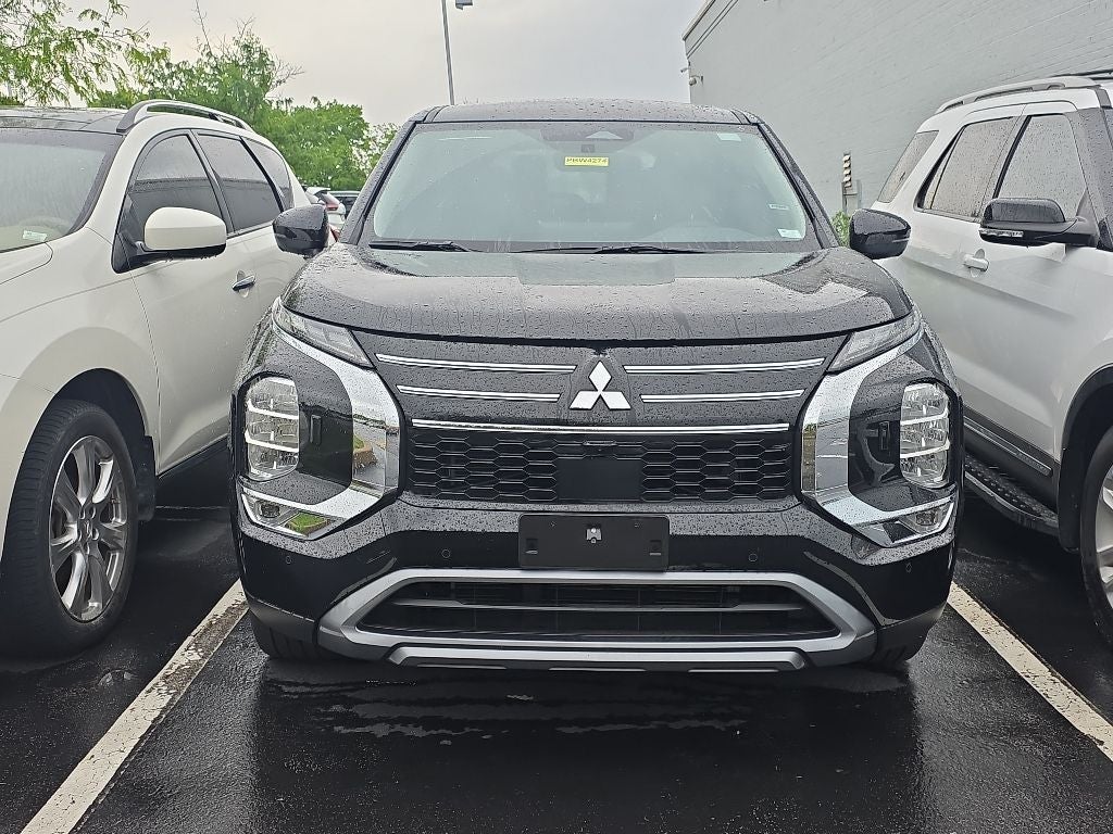 2025 Mitsubishi Outlander SE 4WD