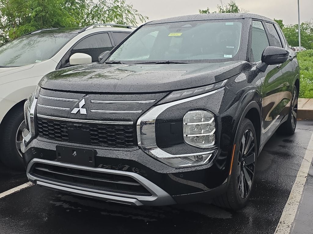2025 Mitsubishi Outlander SE 4WD