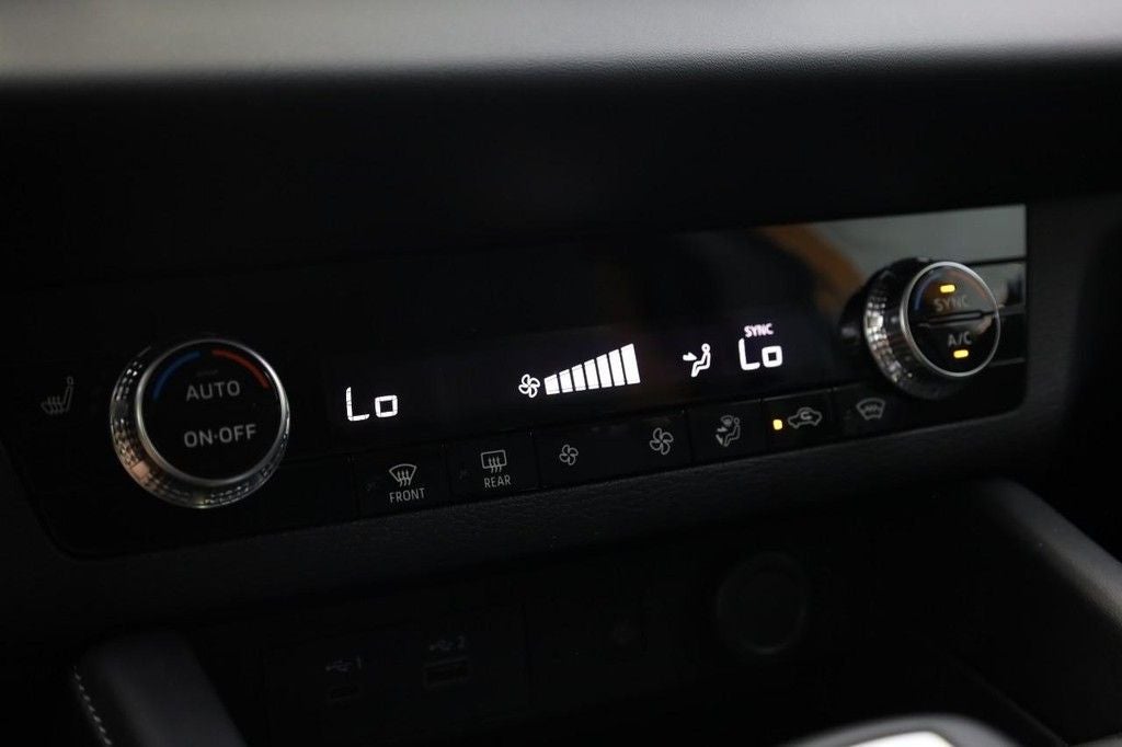 2026 Nissan Rogue Plug-In Hybrid Hybrid SL